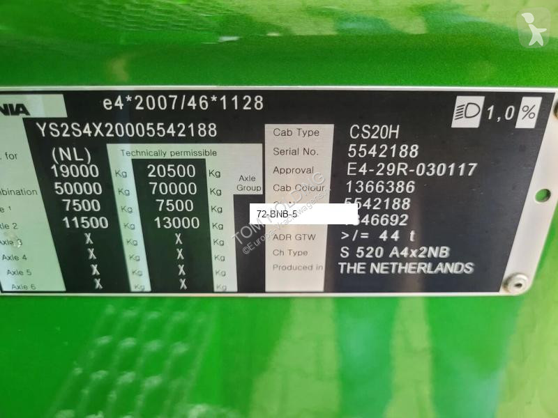 جرار Scania S520 N323 A4X2NB full air 6x ballons