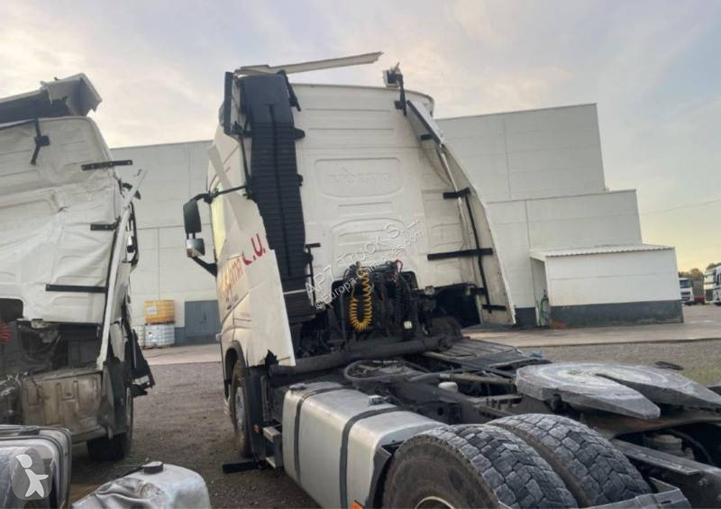 Cap tractor Volvo