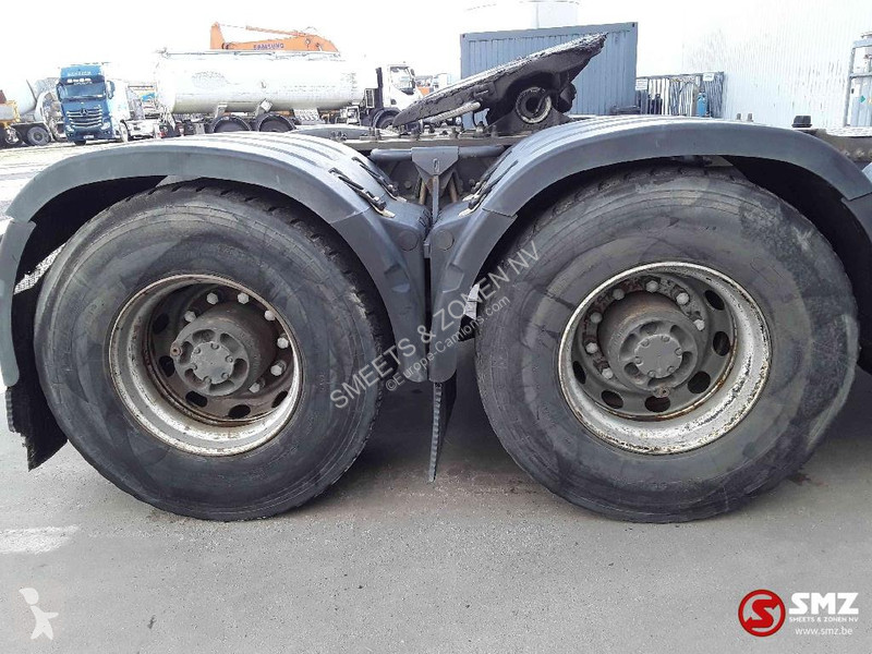 جرار Volvo 520 6x4 lames steel