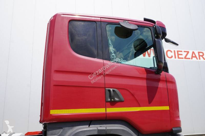 Влекач Scania