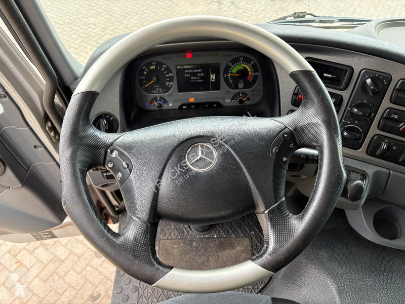 جرار Mercedes 2051 + 4X4 + V8 ENGINE +...