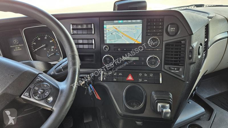 Mercedes Z2558 BLUTEC 6 tractor unit