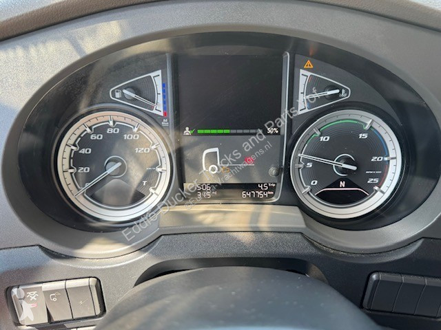 جرار DAF 106XF 480 EURO 6