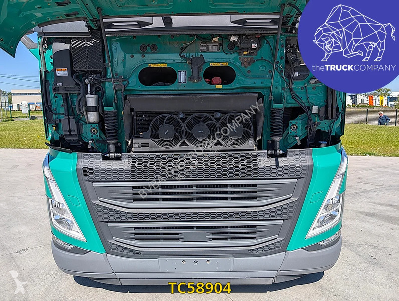 جرار Volvo 500