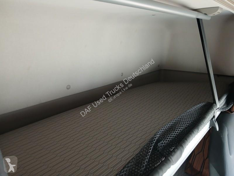 جرار DAF 450 FT LOW DECK 4X2