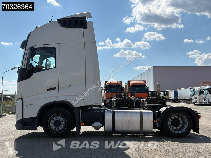 جرار Volvo FH 460 4X2 Globetrotter XL Mega 2x...