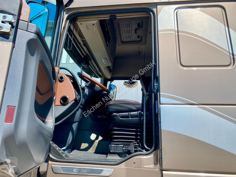 Tracteur DAF XF  | 2x...