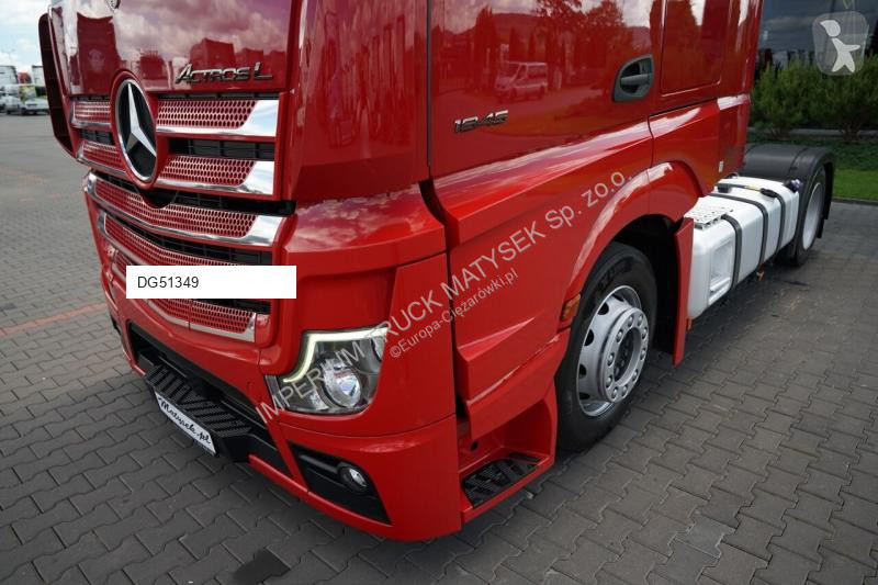 جرار Mercedes ACTROS 1845