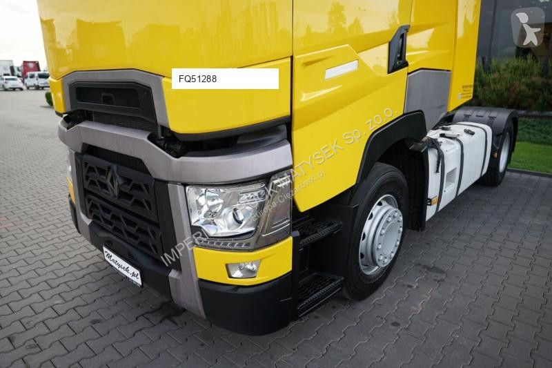 Влекач Renault T 440