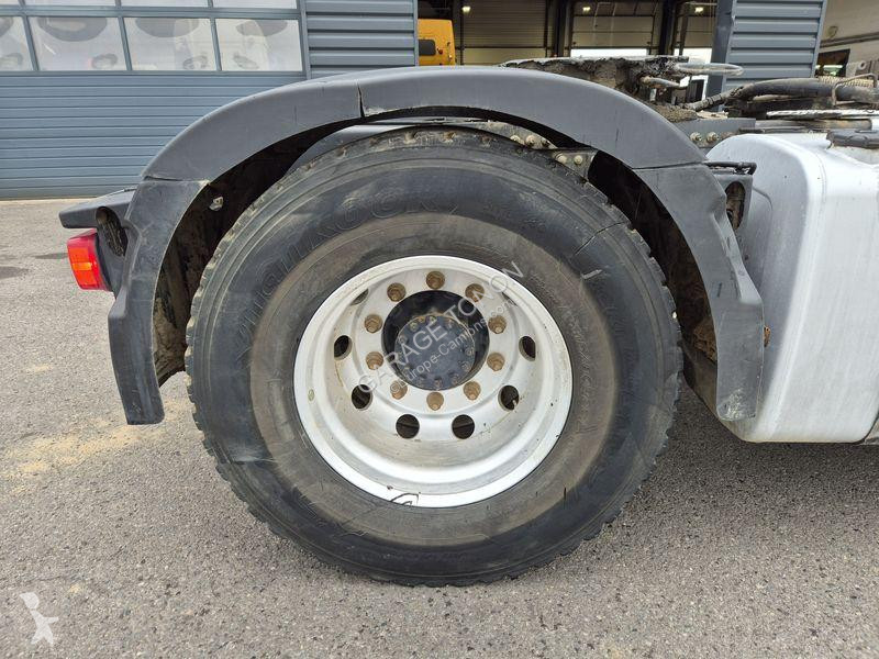 جرار Volvo 450