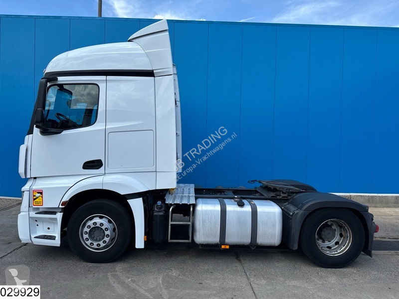 جرار Mercedes 1845 EURO 6d