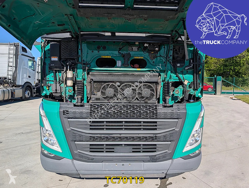 جرار Volvo 500