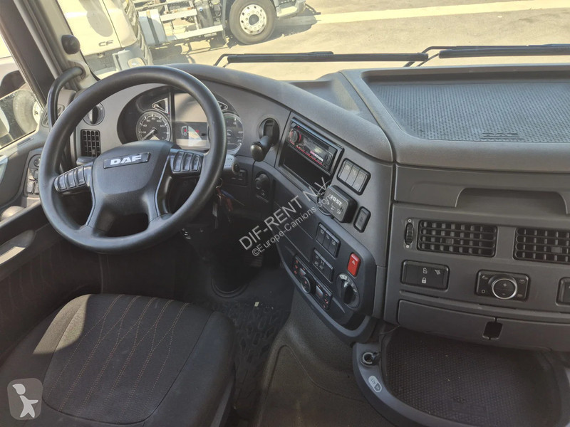 جرار DAF 530 FT SPACE CAB ZF INTARDER
