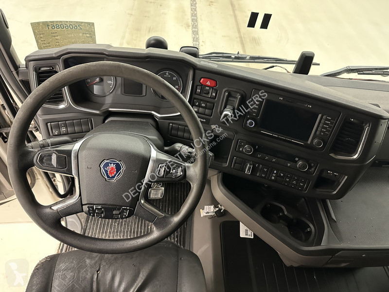 جرار Scania