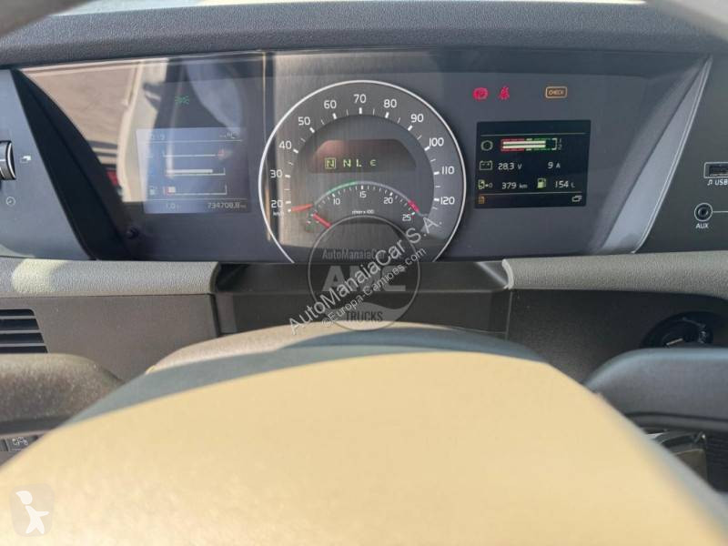 جرار Volvo