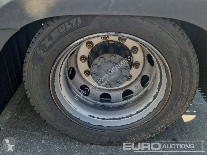 جرار Mercedes ACTROS 1845