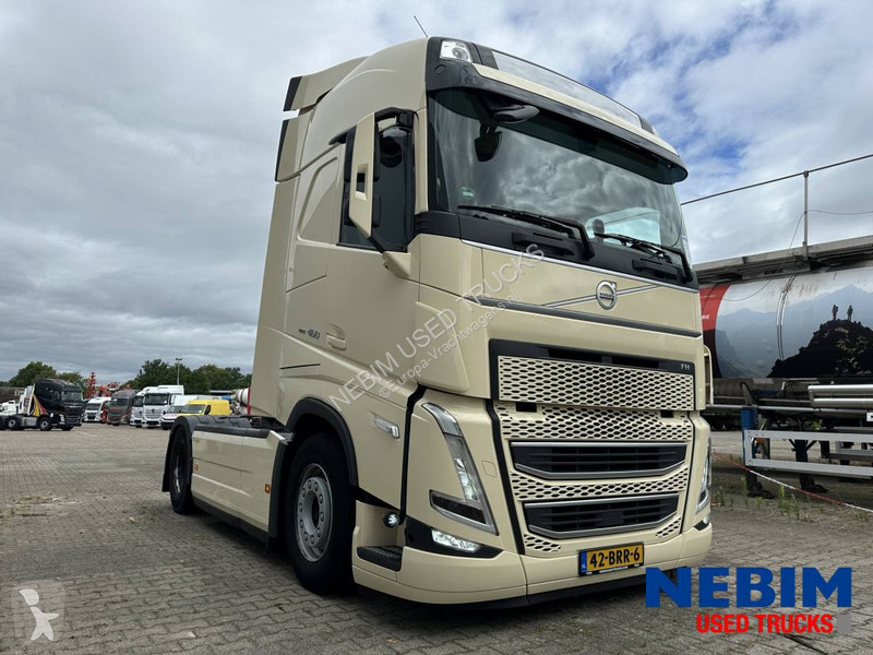 جرار Volvo FH460 4X2 Globetrotter TC - FULL AIR...