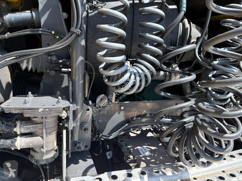 جرار Volvo FH 460 + NB chassis 2022 facelift +...