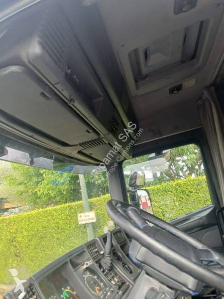 جرار Scania