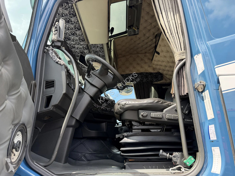جرار Volvo 6X4 Euro 6 Palfinger PK 53002 +...