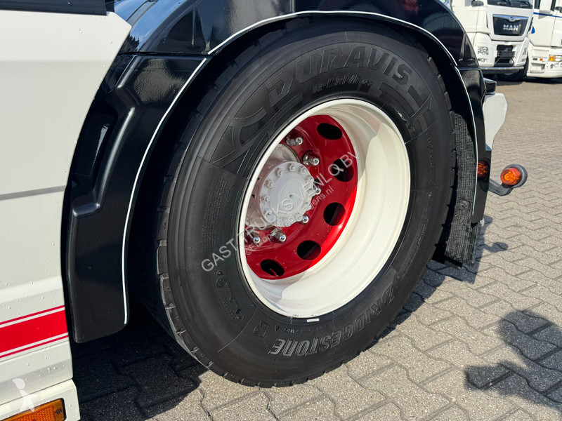 Trekker Volvo 500 Globetrotter XL Special /...