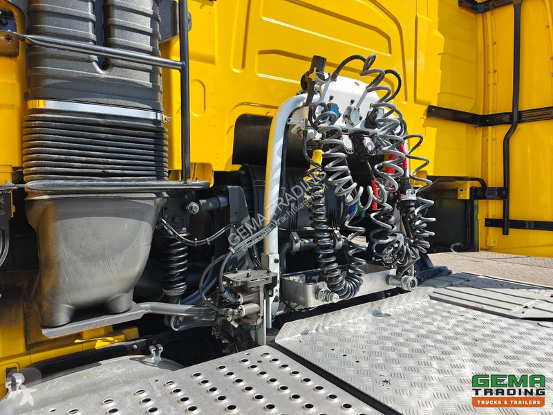 جرار Volvo 500 4x2 GlobeTrotter Euro6C - Welgro...