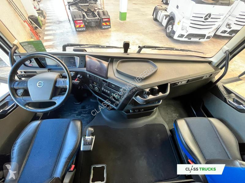 جرار Volvo FH 460 Globetrotter XL Retarder i-Save
