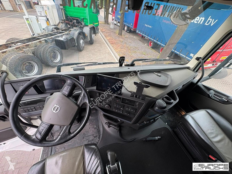 جرار Volvo 500 Full Air - I-Save - 6x2 - Retarder