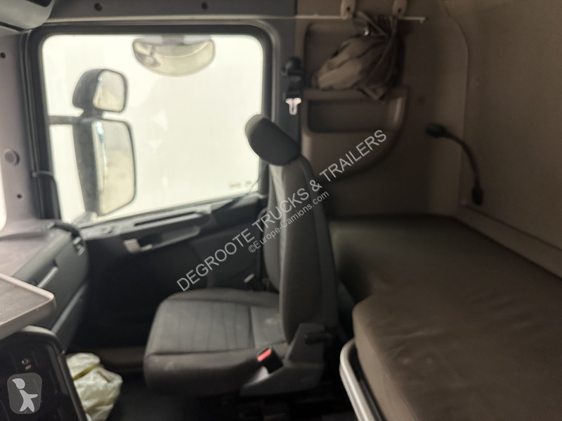 جرار Scania 410