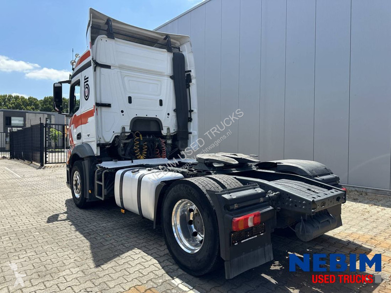 Traktor Mercedes 1832 4x2 - 782.174km