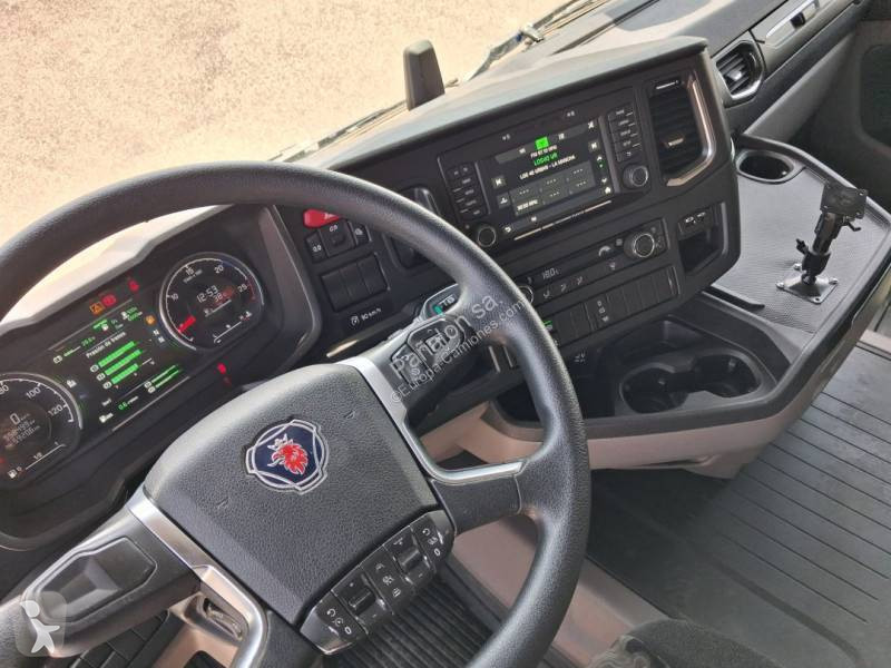 جرار Scania