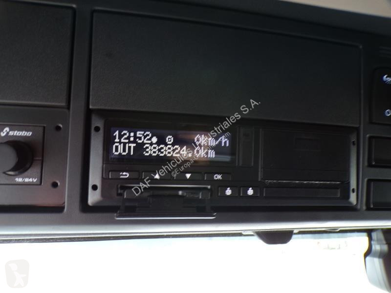 جرار DAF XG  FT 4X2