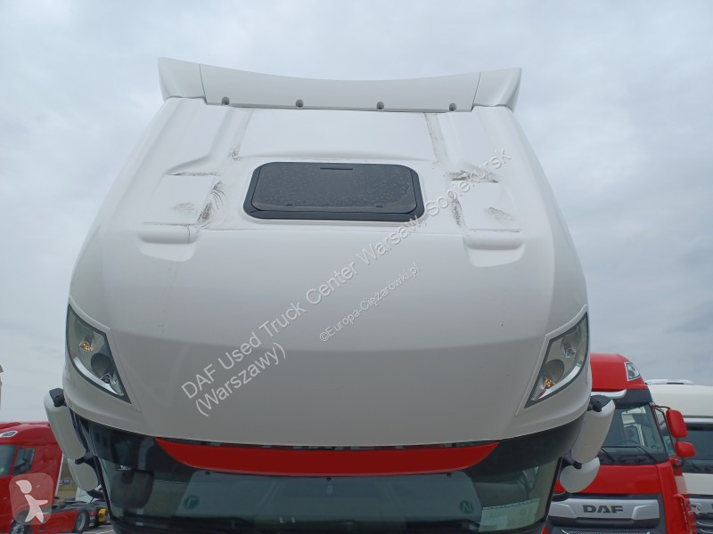 جرار DAF XF  FT 4X2