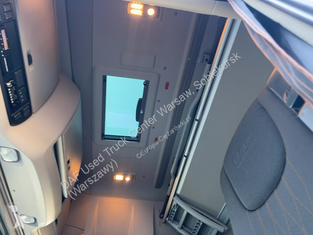 جرار DAF XF  FT 4X2