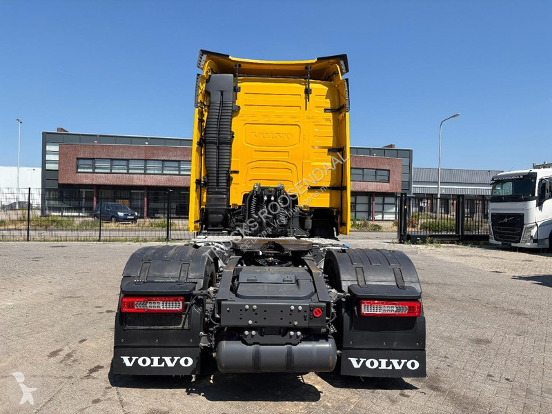 جرار Volvo 460 + euros 6 + 5x in stock + spoiler