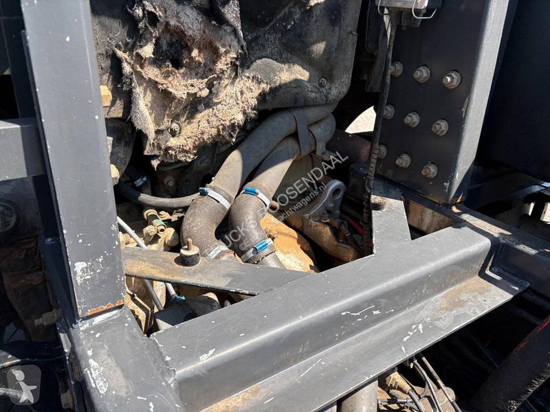 جرار Volvo 12480 + 6X4 + manual + spring +...
