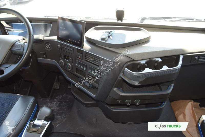 Tracteur Volvo 500 Globetrotter XL Adaptive...