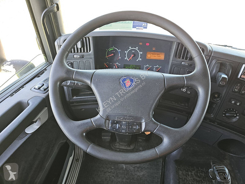 جرار Scania 420