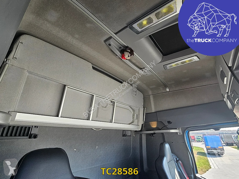جرار Renault T 460