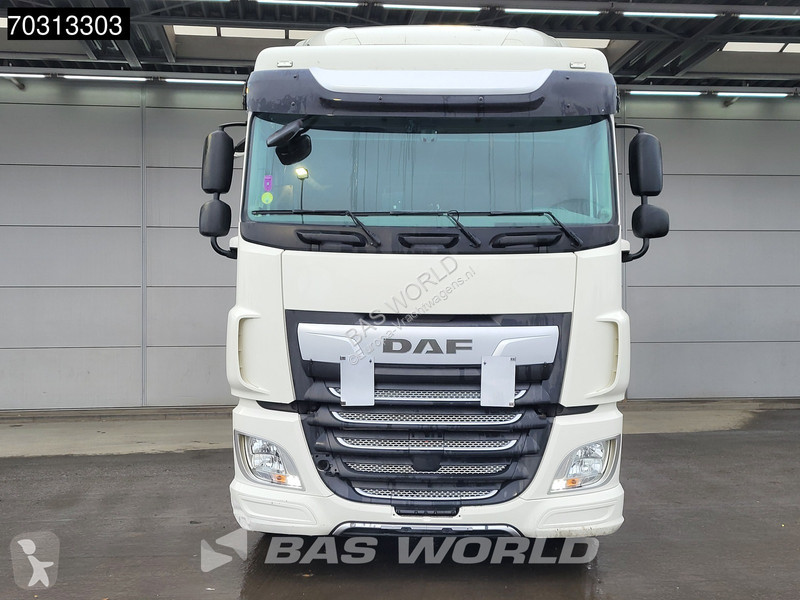 Trekker DAF XF  4X2 SC Mega 2xTanks