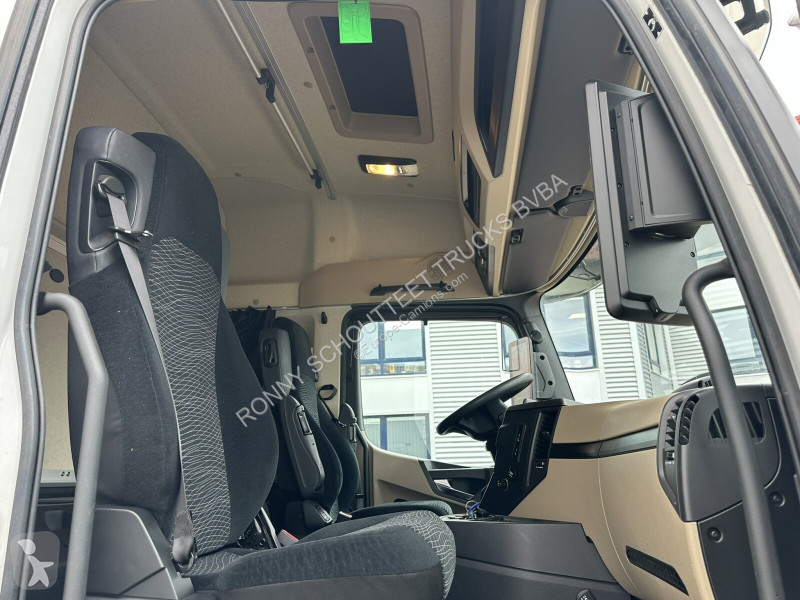 جرار Mercedes Actros 1845 LS 4x2 Actros 1845 LS...