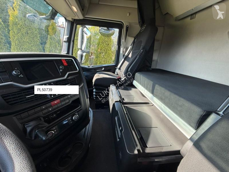 جرار Iveco 530 RETARDER TWO FRIGDE