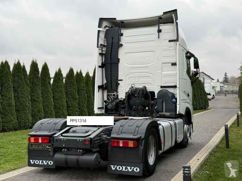 Влекач Volvo FH 460