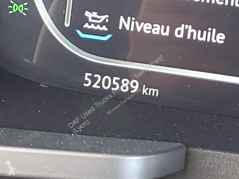 جرار DAF + 530 FT 4X2