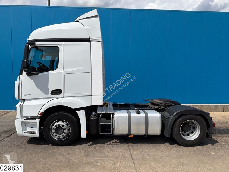 جرار Mercedes 1845 EURO 6d