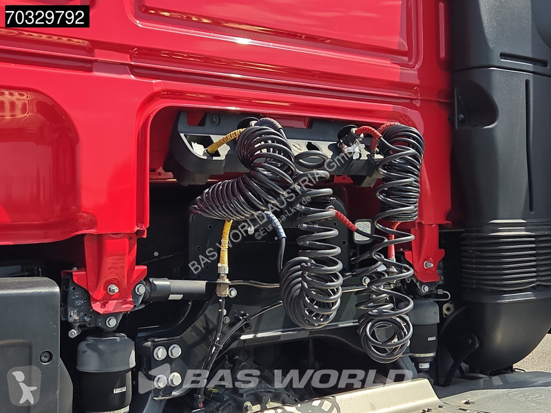 جرار DAF XF  4X2 SSC 1275L Tanks ACC