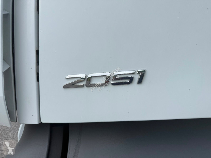 جرار Mercedes 2051 HAD 4x4 Retarder / NEW ENGINE
