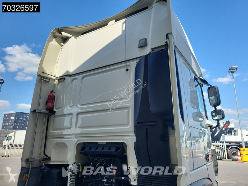 جرار DAF XF  XF 4X2 SSC Mega 2xTanks Standklima...