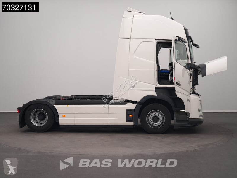 جرار Volvo 500 4X2 XL Aero TC 2x Tanks ACC APK...