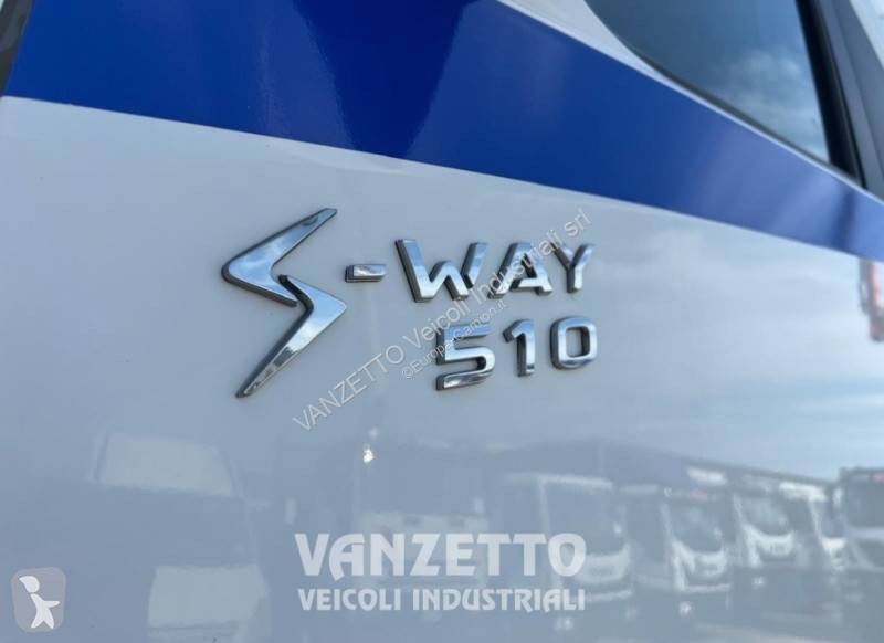 جرار Iveco